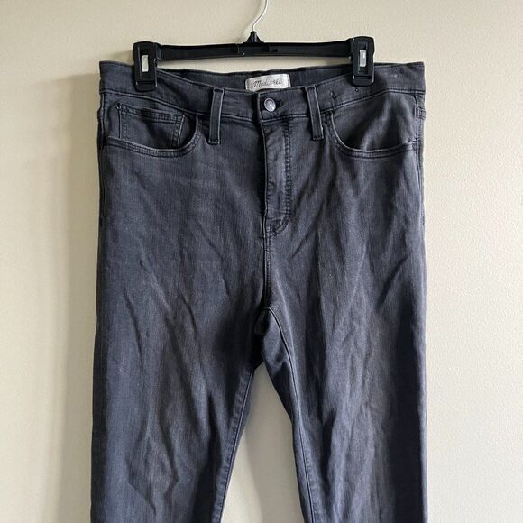 MADEWELL "9" MID-RISE SKINNY" Distressed Jeans w/Raw Hem In "SLATER" Size 31 - Picture 3 of 10